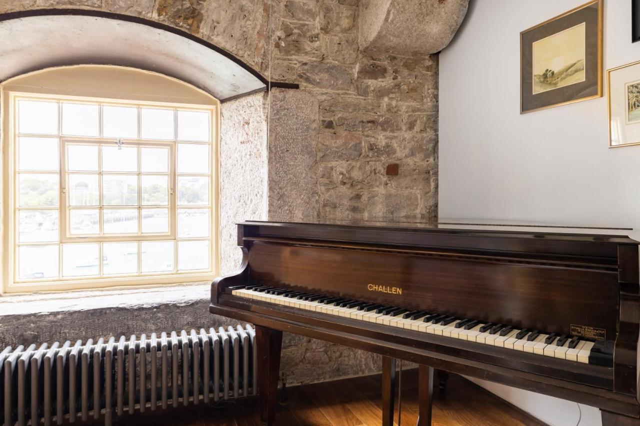 Luxury 2 Bed Apartment In Historic Royal William Yard Plymouth Zewnętrze zdjęcie