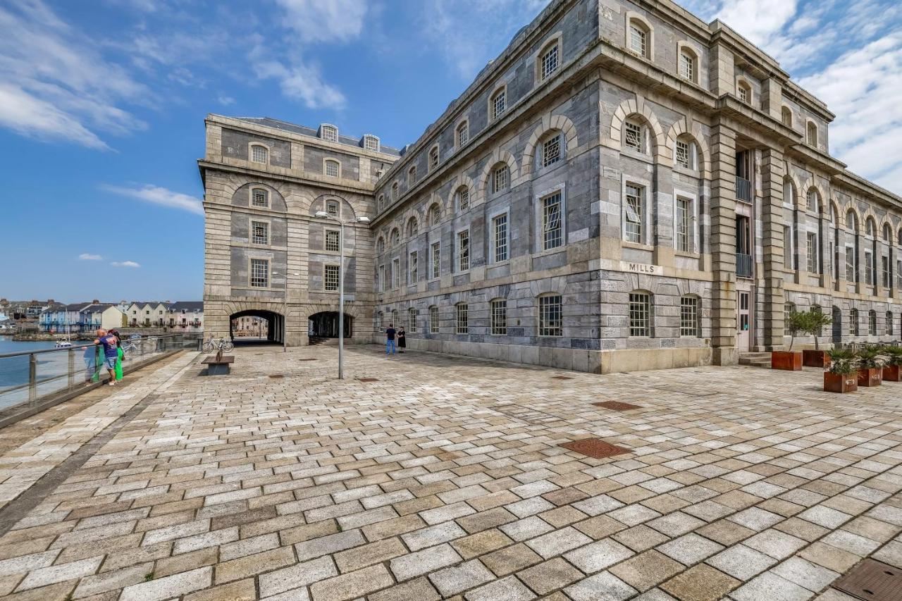 Luxury 2 Bed Apartment In Historic Royal William Yard Plymouth Zewnętrze zdjęcie