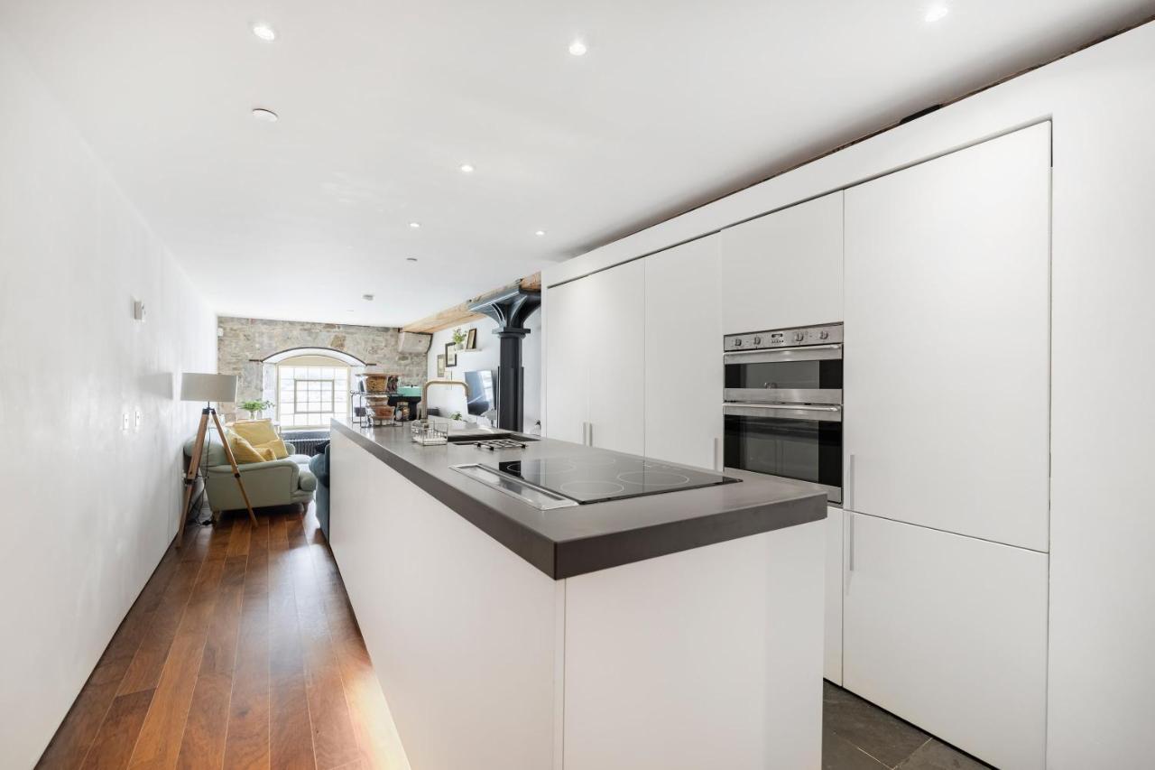 Luxury 2 Bed Apartment In Historic Royal William Yard Plymouth Zewnętrze zdjęcie