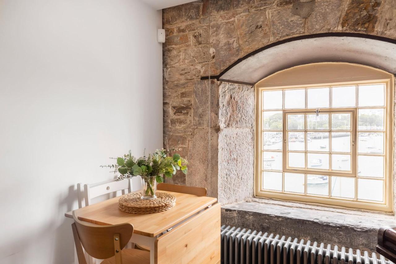 Luxury 2 Bed Apartment In Historic Royal William Yard Plymouth Zewnętrze zdjęcie